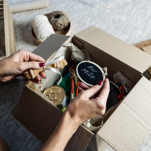 Custom packaging and product presentation for small-batch orders and brand customization in China